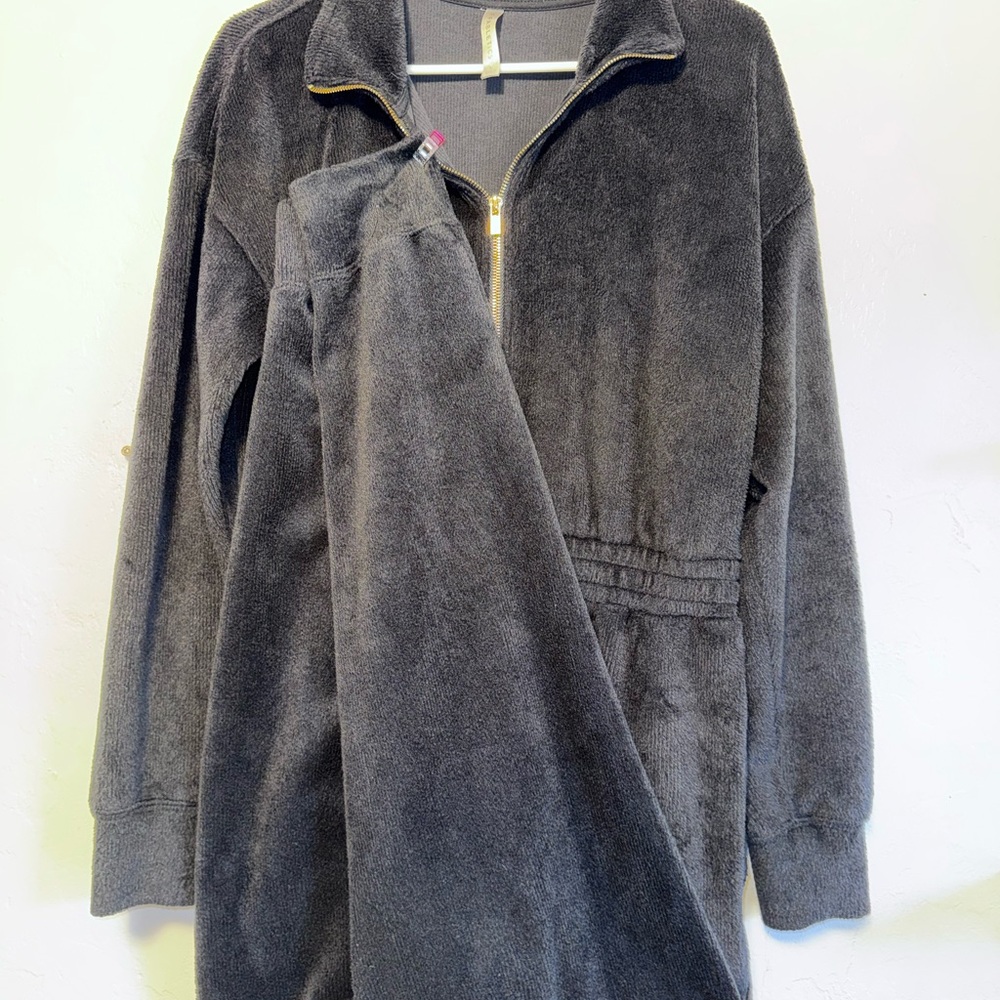 Fabletics Dark Gray Zip-Up Fleece
